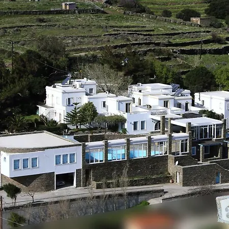 Aiolos Hotel Ménites