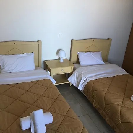 Aiolos Hotel Ménites