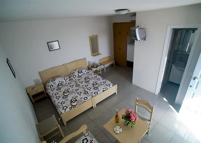 Hotel Aiolos Menites